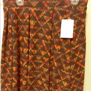 NWT Lularoe Large Madison Skirt